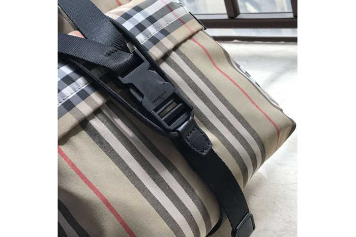 ������ ����  LU6523