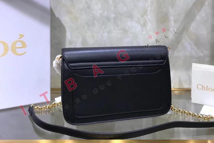���ο� C�� �̴� ����� S1659