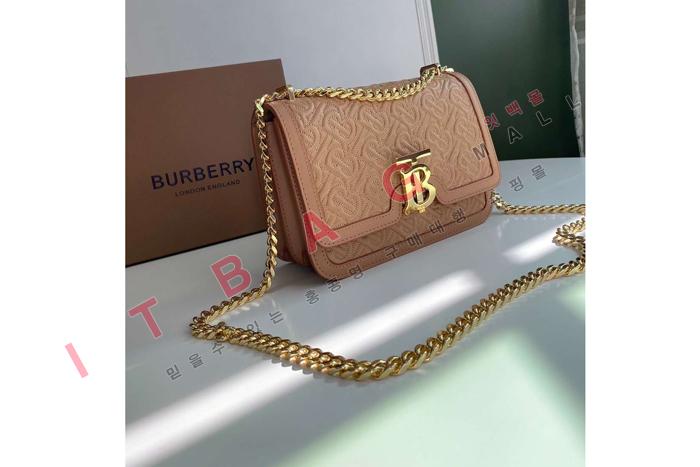 ������ YK1581