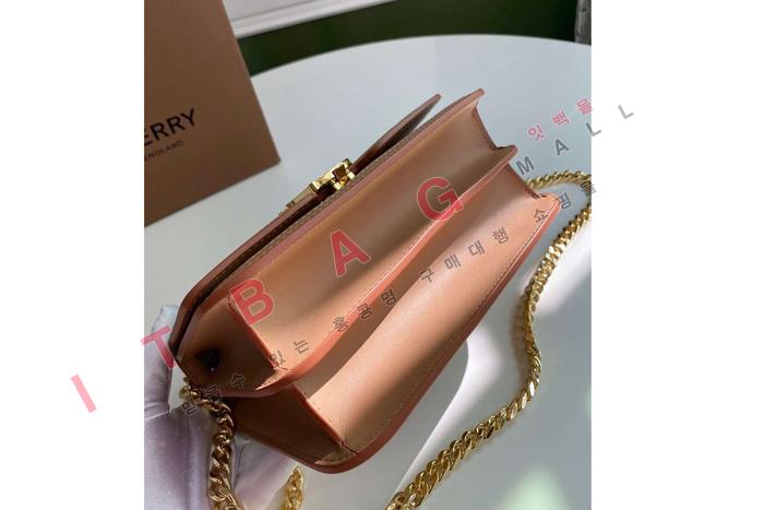 ������ YK1581