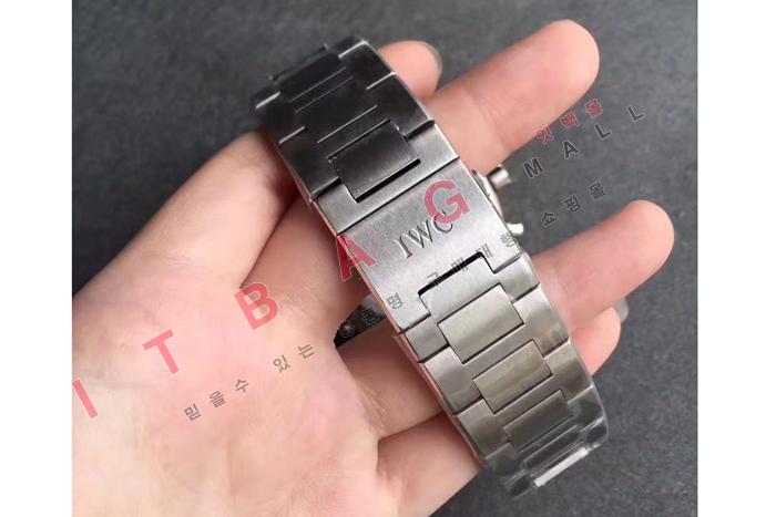 IWC �����ƽ ����������        23052