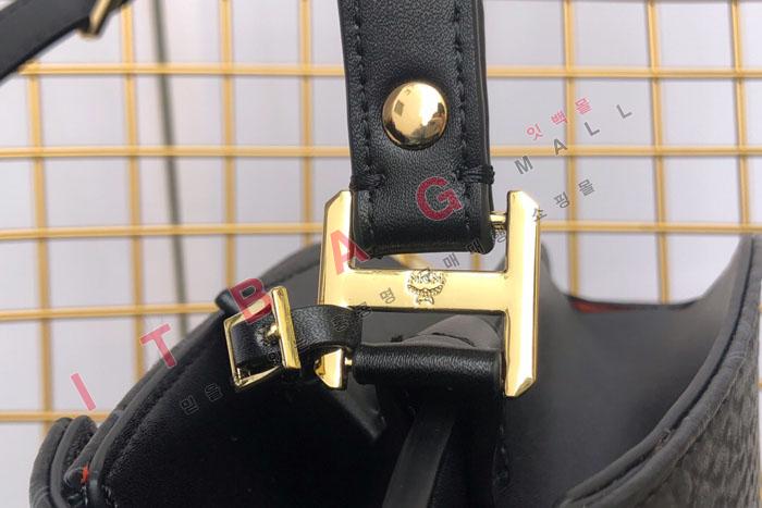 MCM �����  M83002