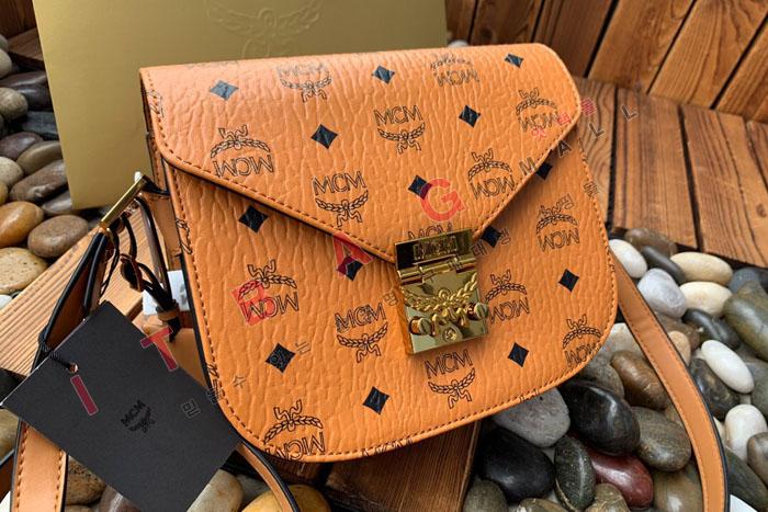 MCM �����  M83004-2