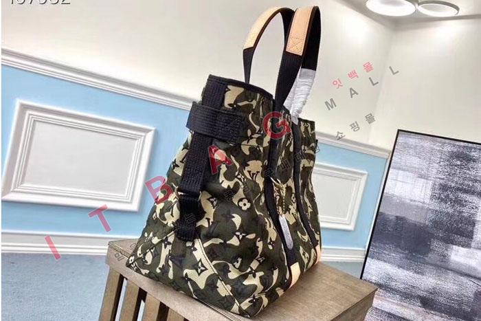 ���̺��� �ö��� Ʈ������ M95783  