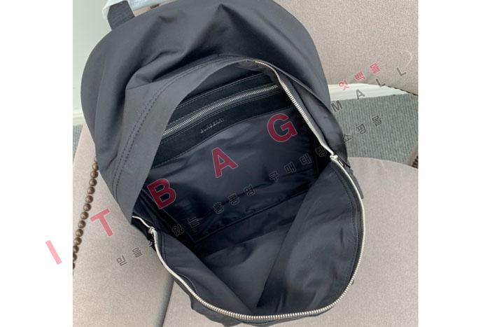������ �� ��  BU70018  