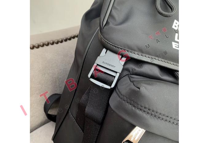 ������ ����   LU8025-1