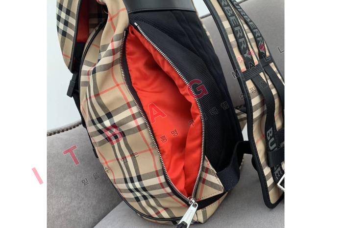 ������   ����   LU8025