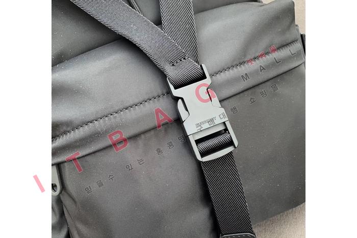 ������ ����   LU8026