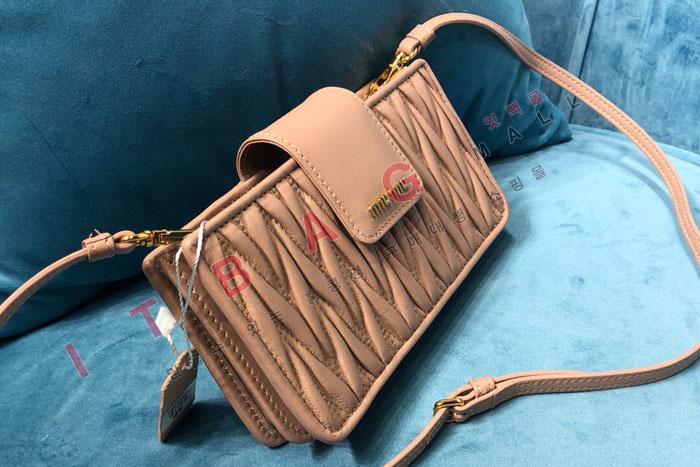 �̿�̿� ���׶� �̴� ��� �� 5BH042-1  