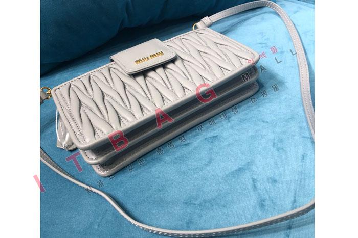 �̿�̿� ���׶� �̴� ��� �� 5BH042-2  