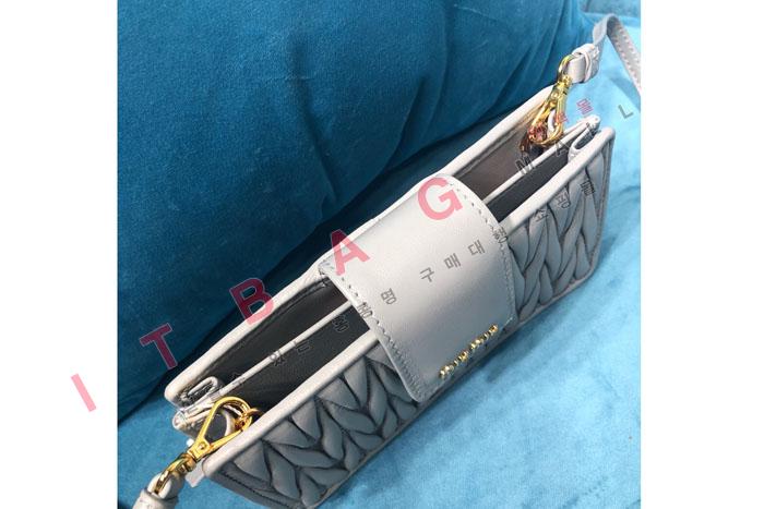 �̿�̿� ���׶� �̴� ��� �� 5BH042-2  