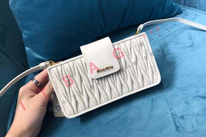 �̿�̿� ���׶� �̴� ��� �� 5BH042-3  