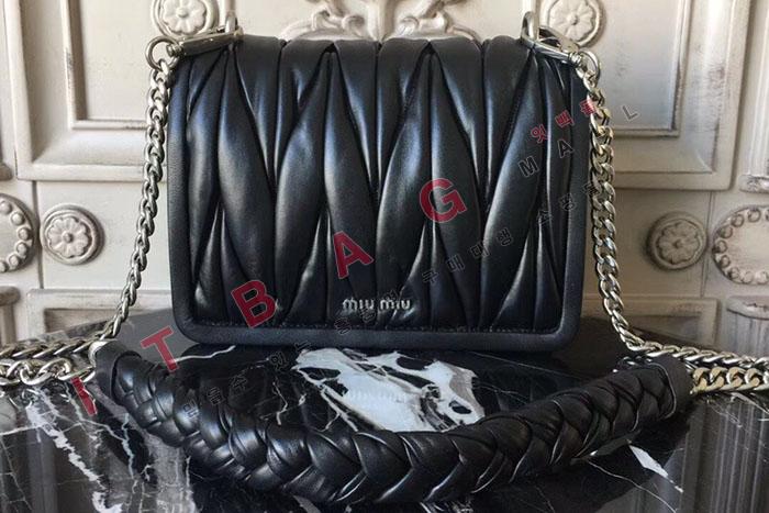 �̿�̿� ���׶� Ʈ�� ��� �� 5BD049  