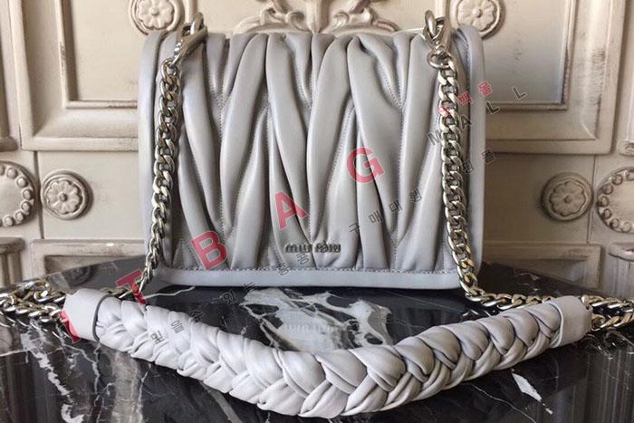�̿�̿� ���׶� Ʈ�� ��� �� 5BD049-2  
