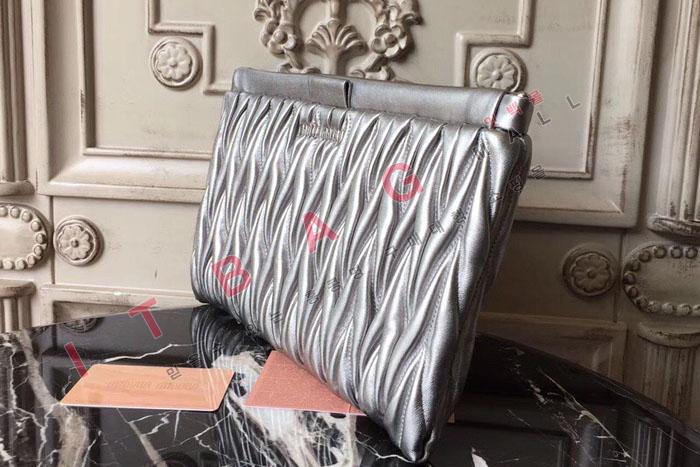 �̿�̿� ���׶� ������ Ŭ��ġ �� RP0390-2  