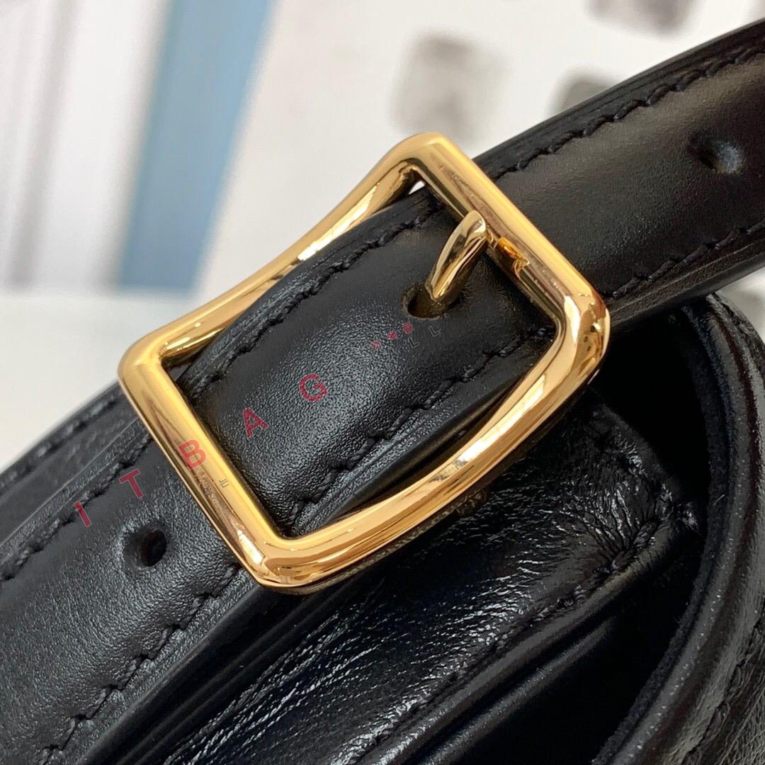 ���̺��� �ƹ��� ��� ũ�ν� �� M55505  