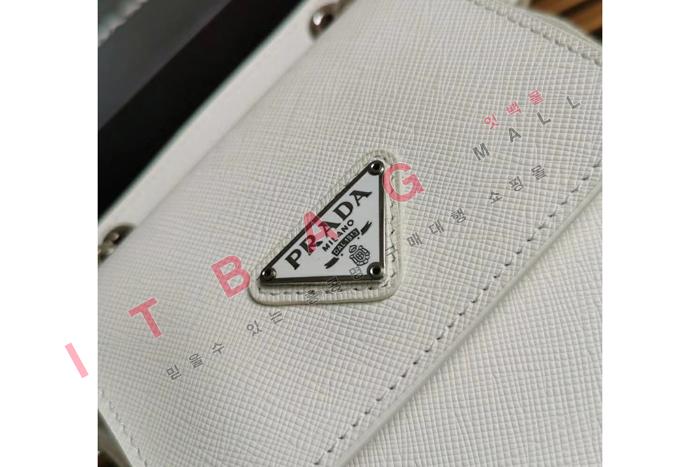 �����  �� ���̽� �� 2ZH068-1 