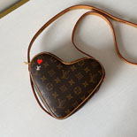 ���̺��� �ξƶ� ��Ʈ ũ�ν� �� M45149-4 