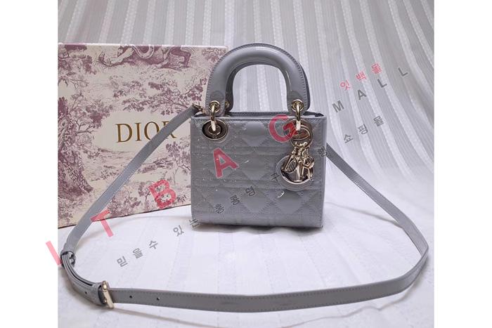 ��� ü�� �̴�  ���̵��  A8221-4