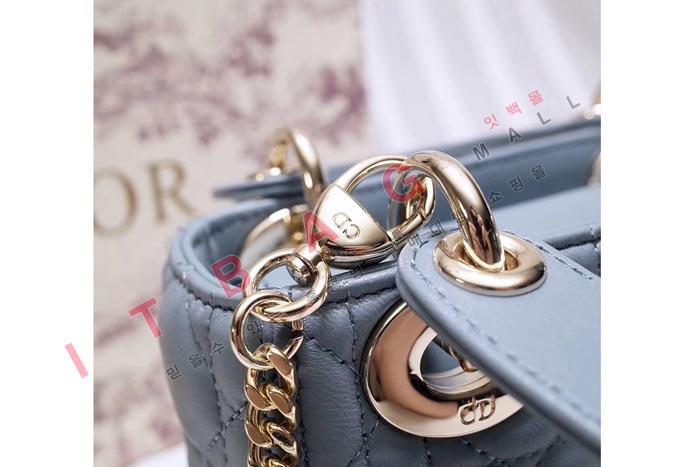 ��� ü�� �̴�  ���̵�� A8221-5