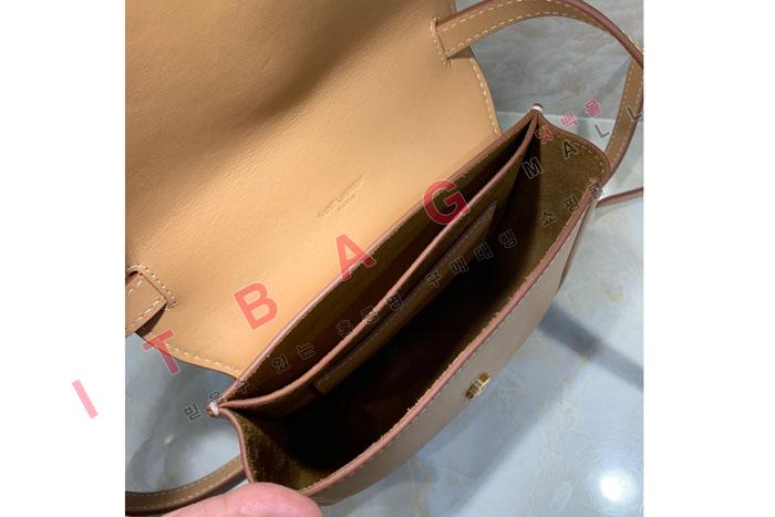 �Ի��ζ� ī�̾� ���� ��ÿ�� 619740-2