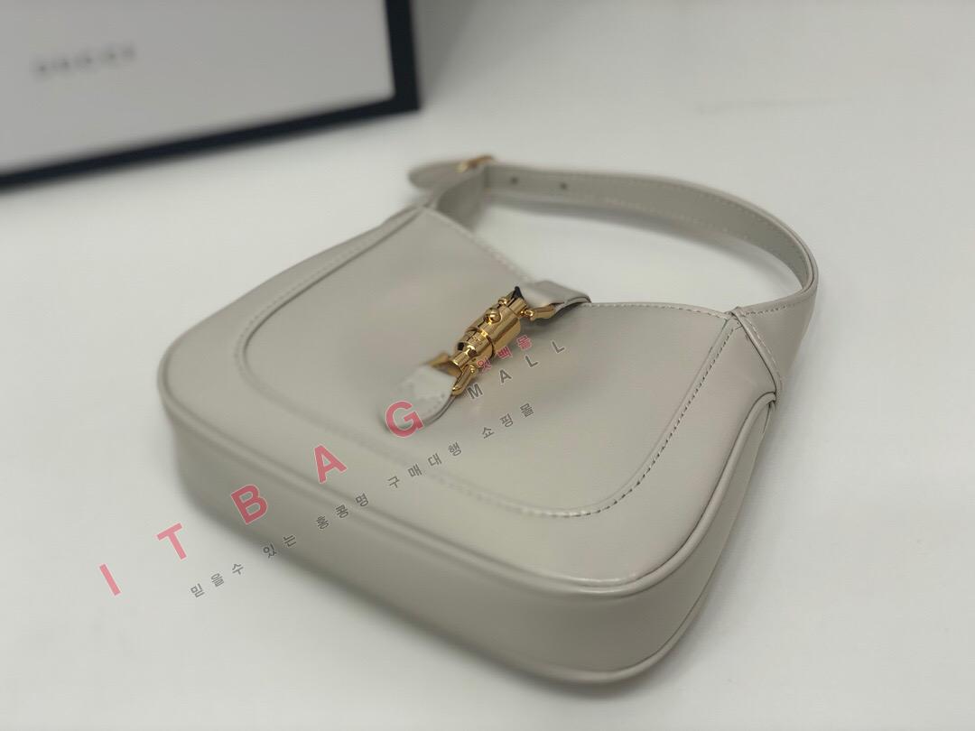 ���� ��Ű 1961 �̴� ȣ���� 637091-1  �����̾�