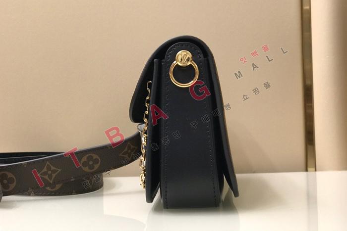 ���̺��� �׿� �� Ŭ���� �� M45559  