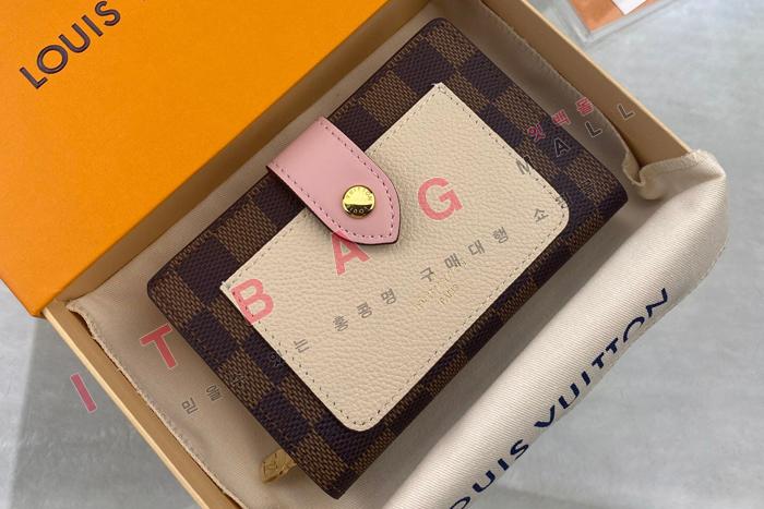 ���̺��� �ٸ��� ������ M69433-2