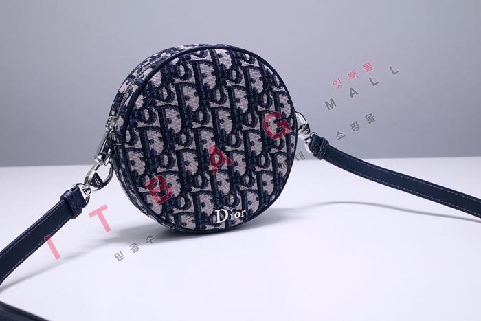 ��� �� ũ�ν��� DR90079 