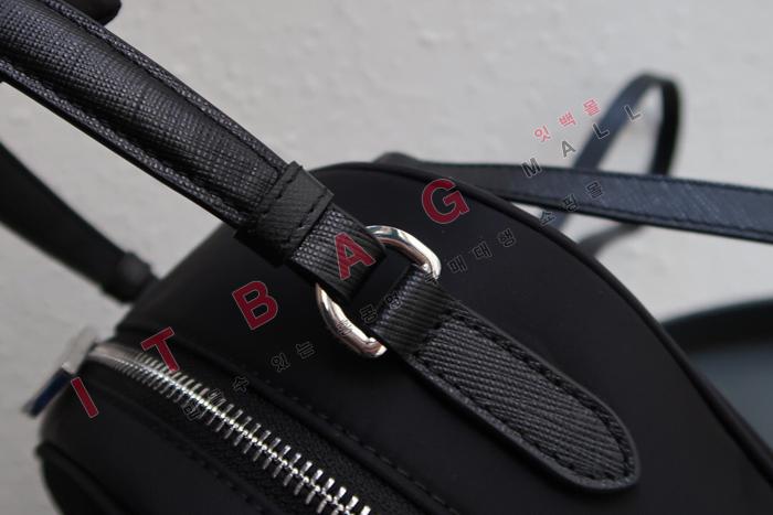 ����� ����    1BH020