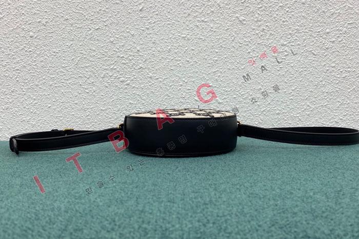 ������ �̴� ��  J100342  