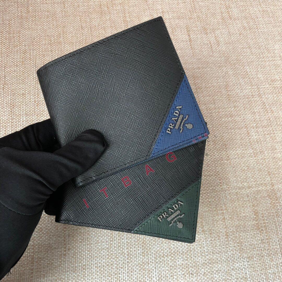 ����� ���� ������  2M0513-5