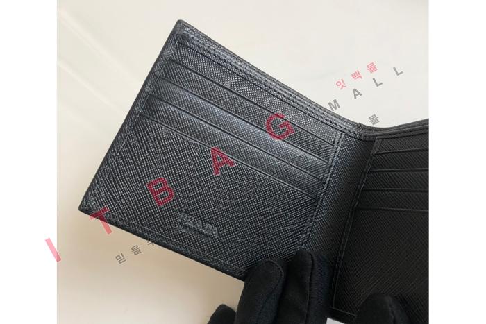 ����� ���� ������  2M0513-6
