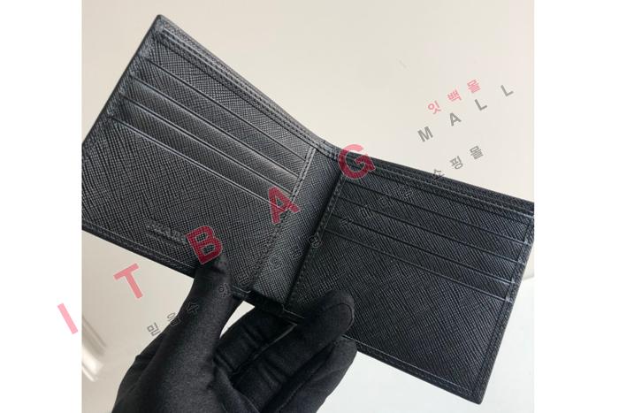 ����� ���� ������  2M0513-7