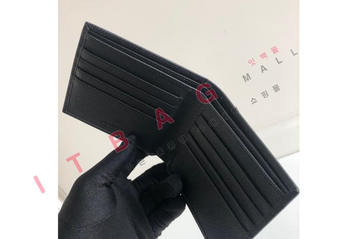 ����� ���� ������  2M0513-9