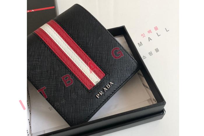 ����� ���� ������  2M0513-10
