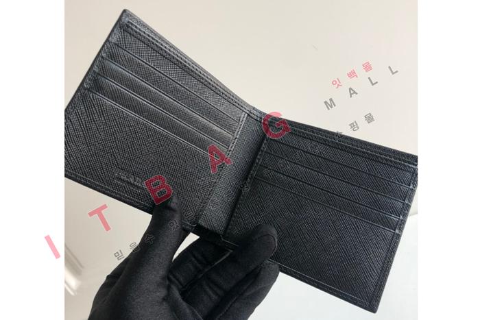 ����� ���� ������  2M0513-10