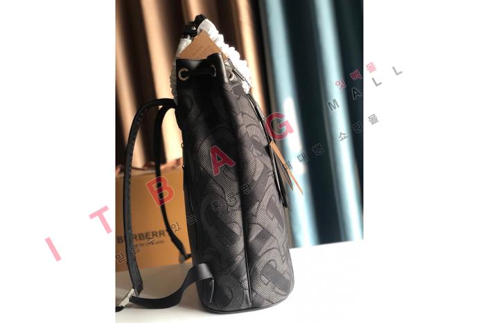 ������ ����  BU70132   �����̾�
