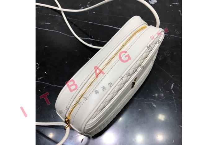 �Ի��ζ� ī�޶��  640990-1 