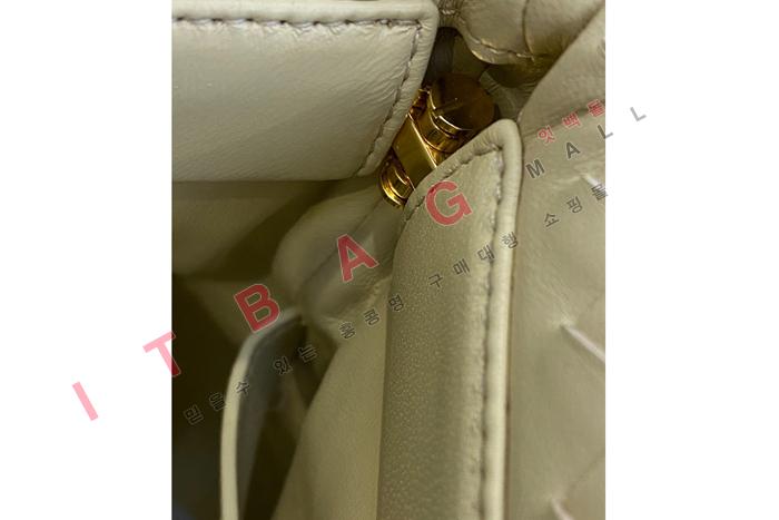 ���װ� ����Ÿ �Ż� ũ�ν���   SF100579-1  �����̾�