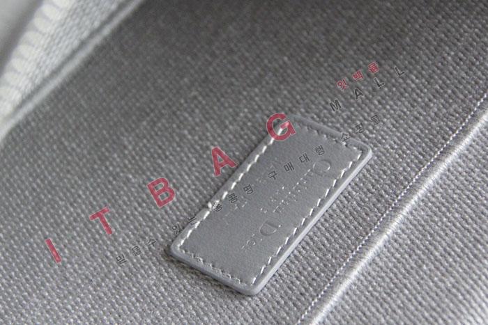 ��� ����Ƽ ���̽��� DR90090-1