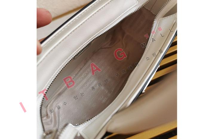 ����� �귯�õ� ���� ���� ��Ʈ��  1BA320-1