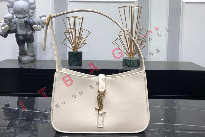 �Ի��ζ� ũ��Ŀ���� ȣ���� 657228-1