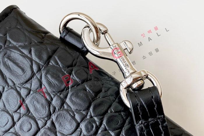 �Ի��ζ� �Ǿ�� �̵� Ŭ��ġ�� 413444-3