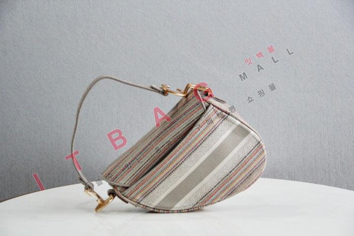 ��� �Ż�  �̵�  �����   DR90132