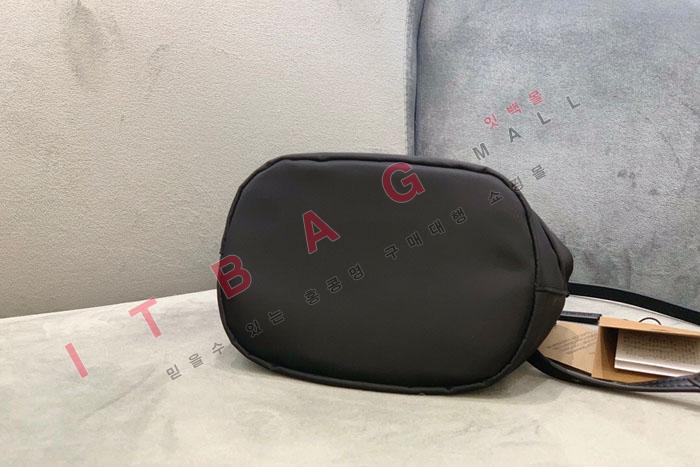 ������ ��Ŷ��  BU70166