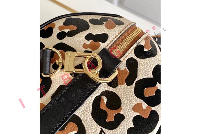 ���̺��� ���ǵ� �ݵѸ��� 25 �ڵ��  M58524 �����̾� 