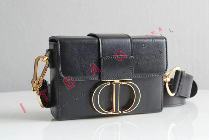 ��� ������ 30 �̴� �ڽ���  DR90169 (S�ֻ��)
