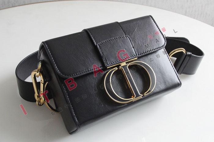 ��� ������ 30 �̴� �ڽ���  DR90169 (S�ֻ��)