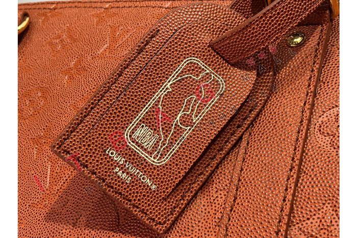 ���̺��� LVXNBA Ű�� �ݵѸ��� 55 M57973 (S�ֻ��)